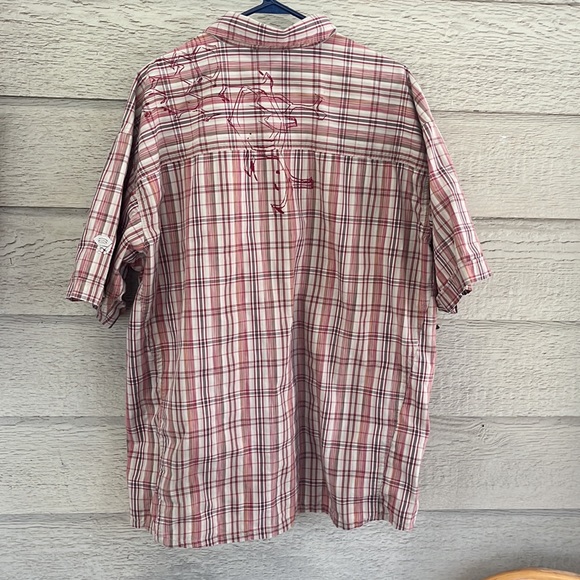 Mountain Hardware men’s XXL short sleeve button up. - Picture 3 of 5